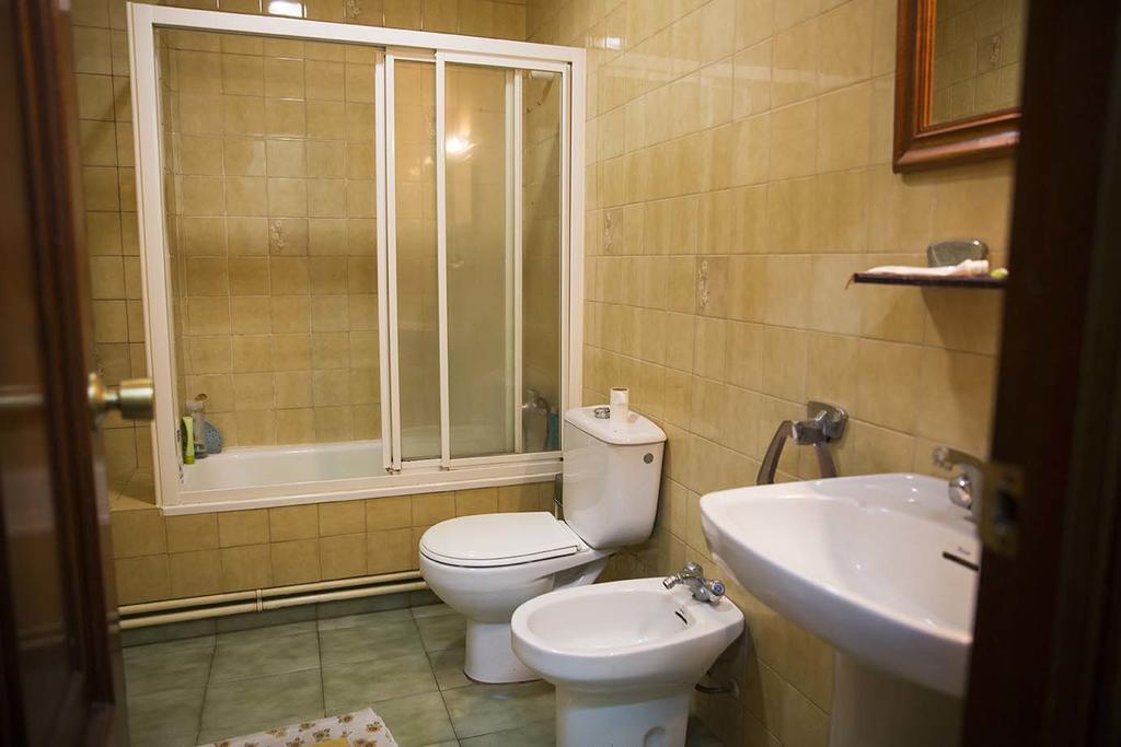 Hostal A Pedra Vigo Eksteriør bilde